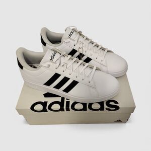 NWT Mens Adidas Grand Court 2.0 White / Black Tennis Shoe  GW9195 New Size 11.5